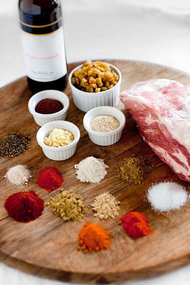 জৈবিক লাল মরিচ পাউডার 100 গ্রাম প্রাকৃতিক উপাদান 1% সর্বোচ্চ অশুচিতা খাদ্য প্রক্রিয়াকরণ এবং মশলা জন্য